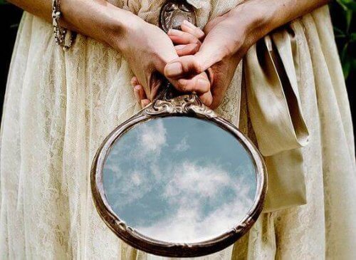 4 caratteristiche che definiscono le famiglie tossiche