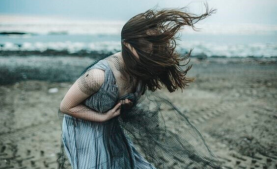 Persone autodistruttive: 10 tratti caratteristici