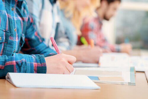 Gli esami servono davvero a valutare gli alunni?