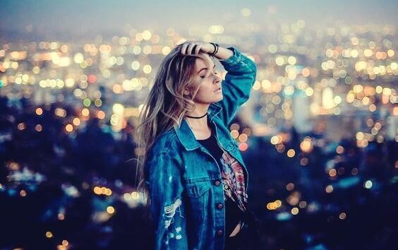 Teoria della felicità della savana