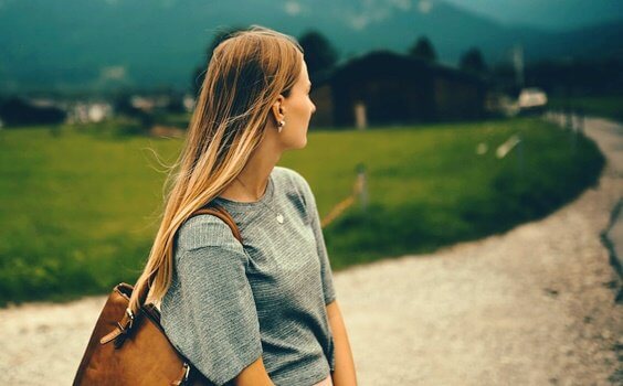 Prendere le distanze: relativizzare per trovare nuove prospettive