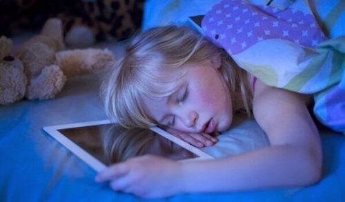 Insonnia tecnologica: i display ostacolano il sonno