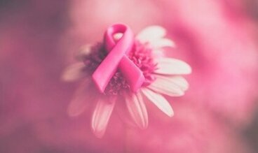 Tumore al seno: insieme possiamo farcela