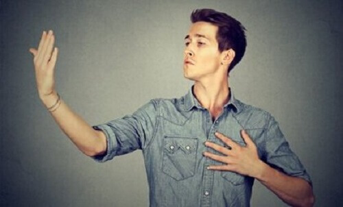 Ultracrepidario, chi parla senza sapere