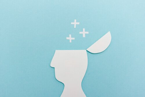 Teoria triarchica dell'intelligenza