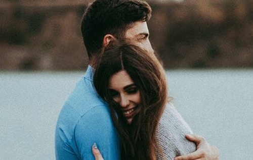 Il contatto fisico: 7 sorprendenti benefici