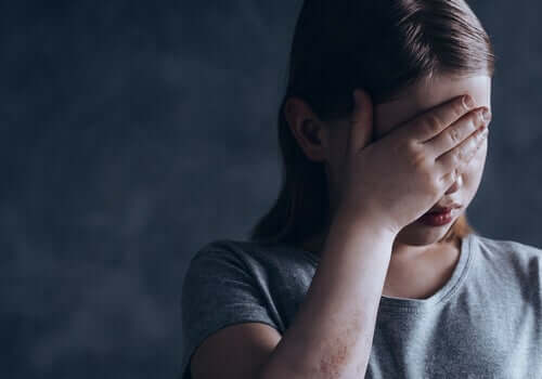 Child grooming: adescare minori via internet