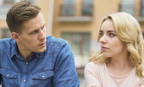 Attacchi di gelosia e aggressività passiva