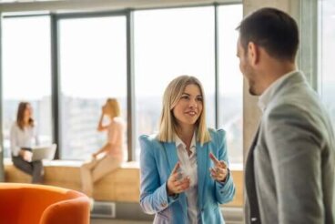 Tecniche di persuasione: ottenere informazioni