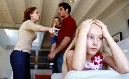 Vergognarsi della propria famiglia: che fare?