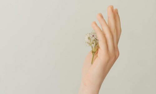 Persone autolesioniste: perché lo sono?