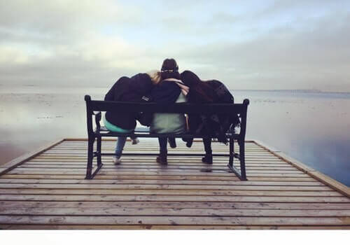 Le relazioni sociali proteggono il cervello