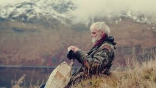 L'uomo che vive da solo nel bosco da 40 anni