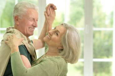 La vecchiaia non arriva più a 65 anni