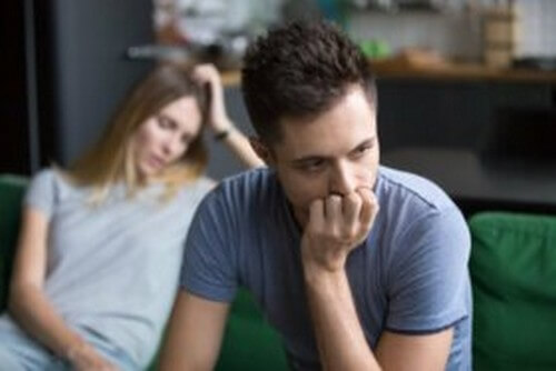Il mio partner mi stressa: cosa fare?