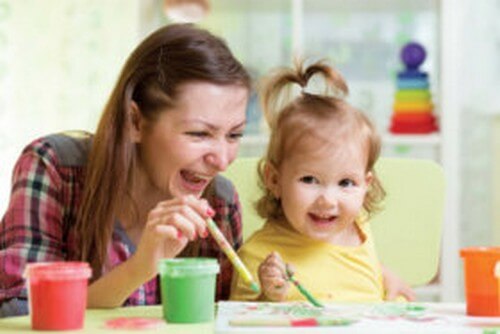Lodare eccessivamente i figli: quali conseguenze?