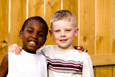 Ridurre i pregiudizi razziali fin dall'infanzia