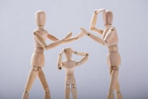 Triangolazione narcisistica