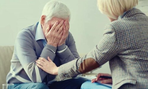 Discriminazione verso gli anziani: una realtà sempre più comune