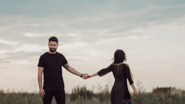 Il mio ex non vuole perdere il contatto con me: perché e cosa fare